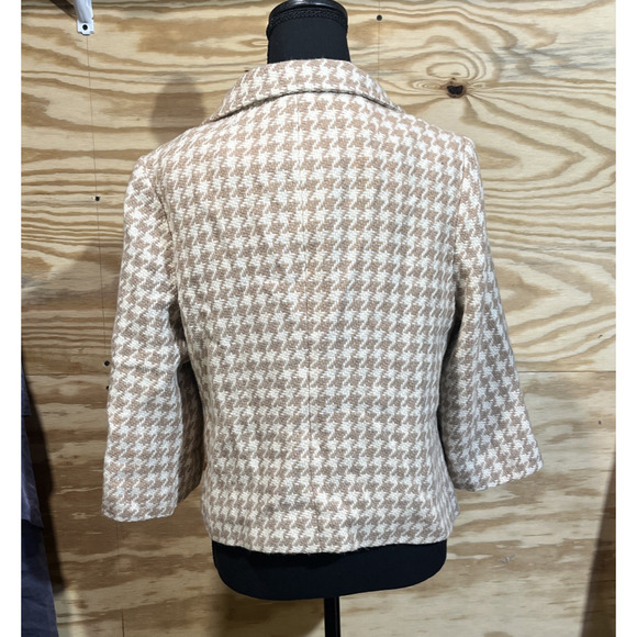 Banana Republic Houndstooth Wool Cropped Coat Jacket Beige Size 12 Classic Y2K - Picture 3 of 14